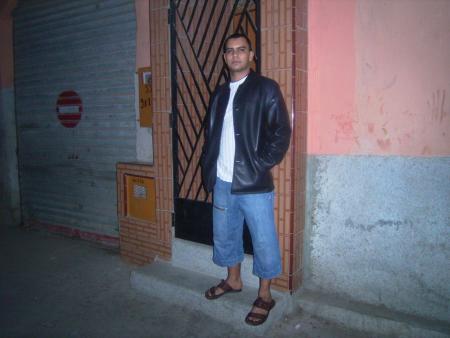 moi dans mon quartier
